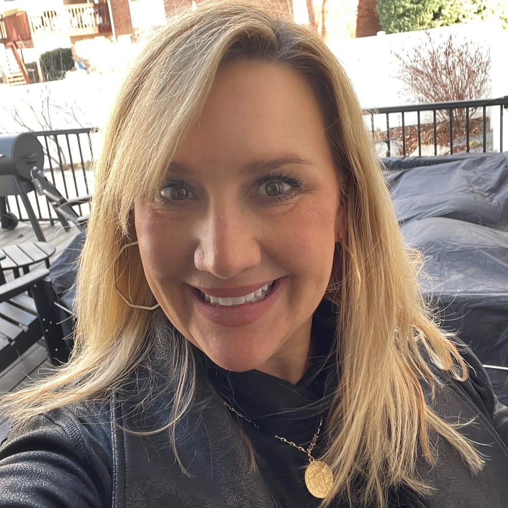 Meet your Posher, Andrea